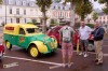 Une 2cv à regarder avec modération